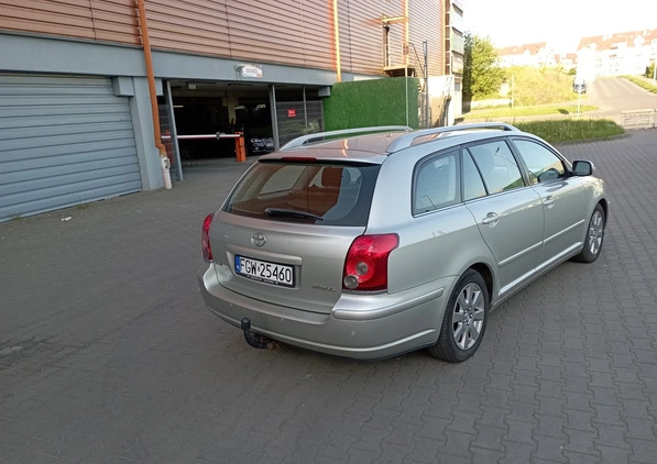 Toyota Avensis cena 17900 przebieg: 252123, rok produkcji 2008 z Stary Sącz małe 781